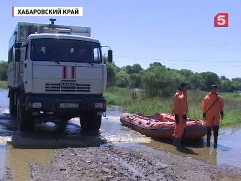 Минобороны направило судно для перевозки после тайфуна пассажиров переправы Ванино-Холмск