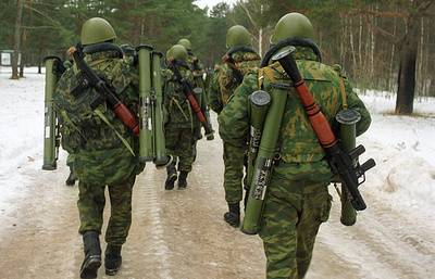 Около 20,5 тысяч контрактников наберут в ВВО до конца года