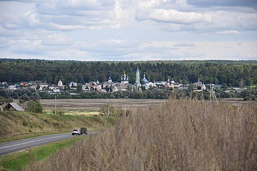 В Старом Крюково организовали виртуальную экскурсию в Оптину пустынь