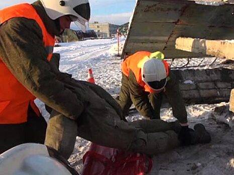 Военные инженеры спасли выживших после мощного «землетрясения» под Хабаровском