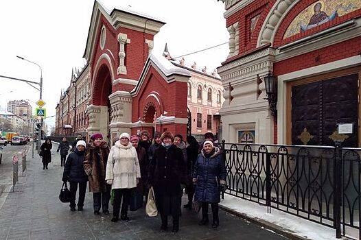 Жители Старого Крюково продолжают знакомиться с достопримечательностями региона